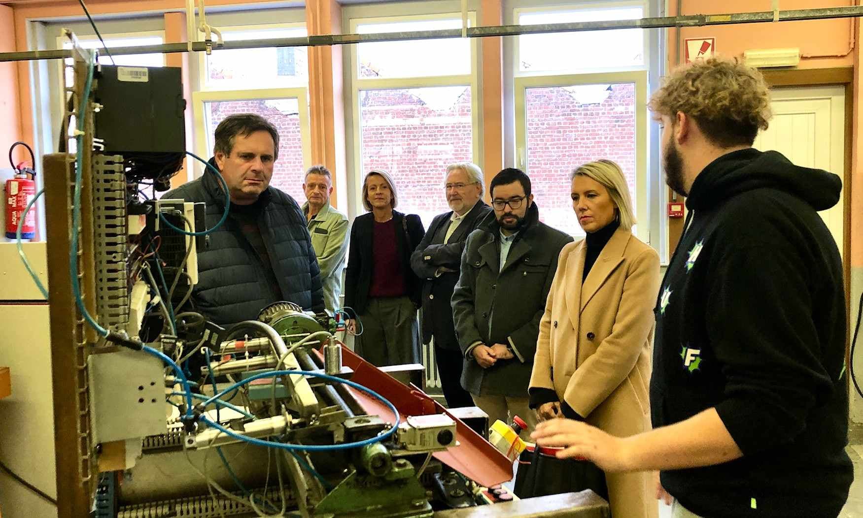 La Ministre Ludivine Dedonder à la rencontre des élèves de l’Athénée provincial de Leuze