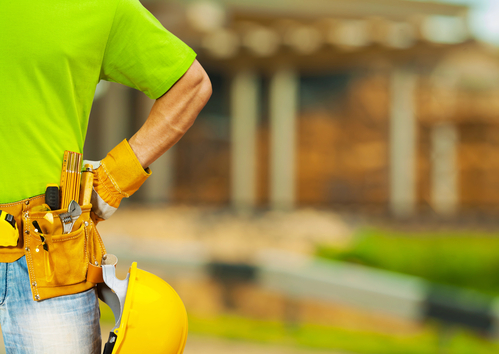 Focus sur le métier d’ouvrier.ère d’entretien du bâtiment et de son environnement 