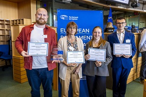 Une première année couronnée de succès : L'IPES Ath certifié École Ambassadrice du Parlement Européen !
