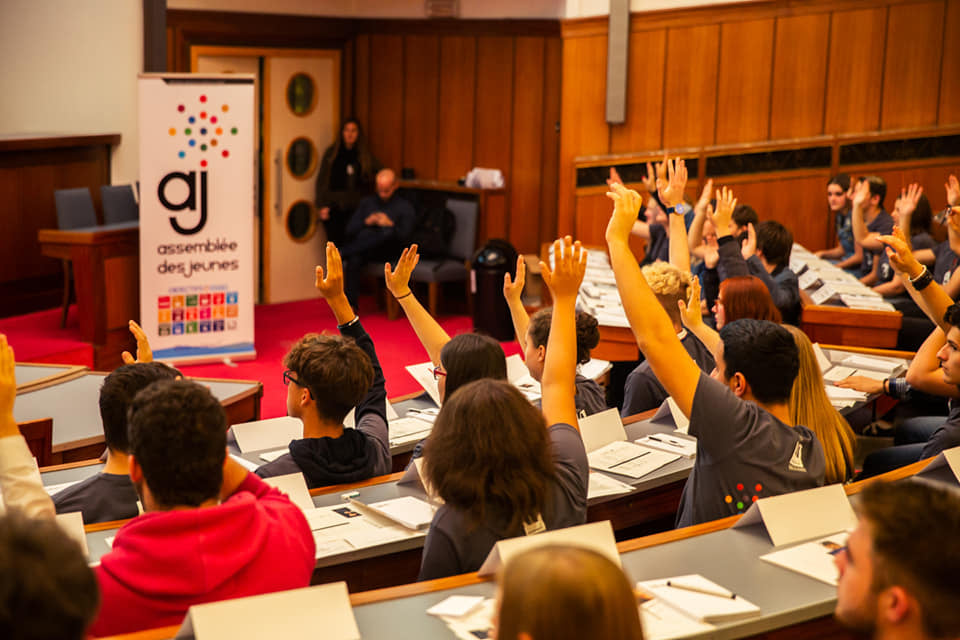 Très solidaire, l’assemblée des jeunes