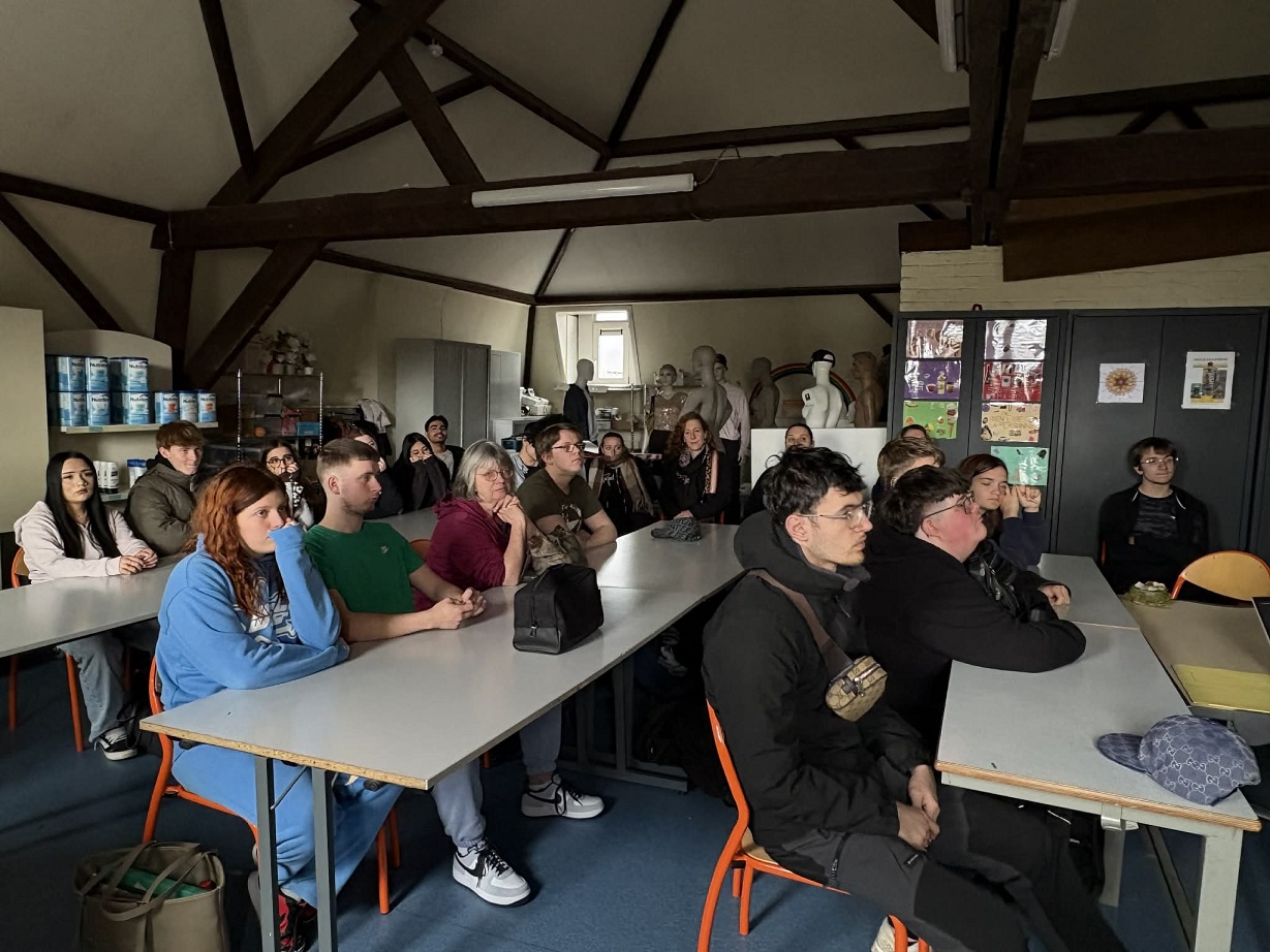 CEFA Wapi : un témoignage fort en classe pour prendre conscience des dangers de la route  