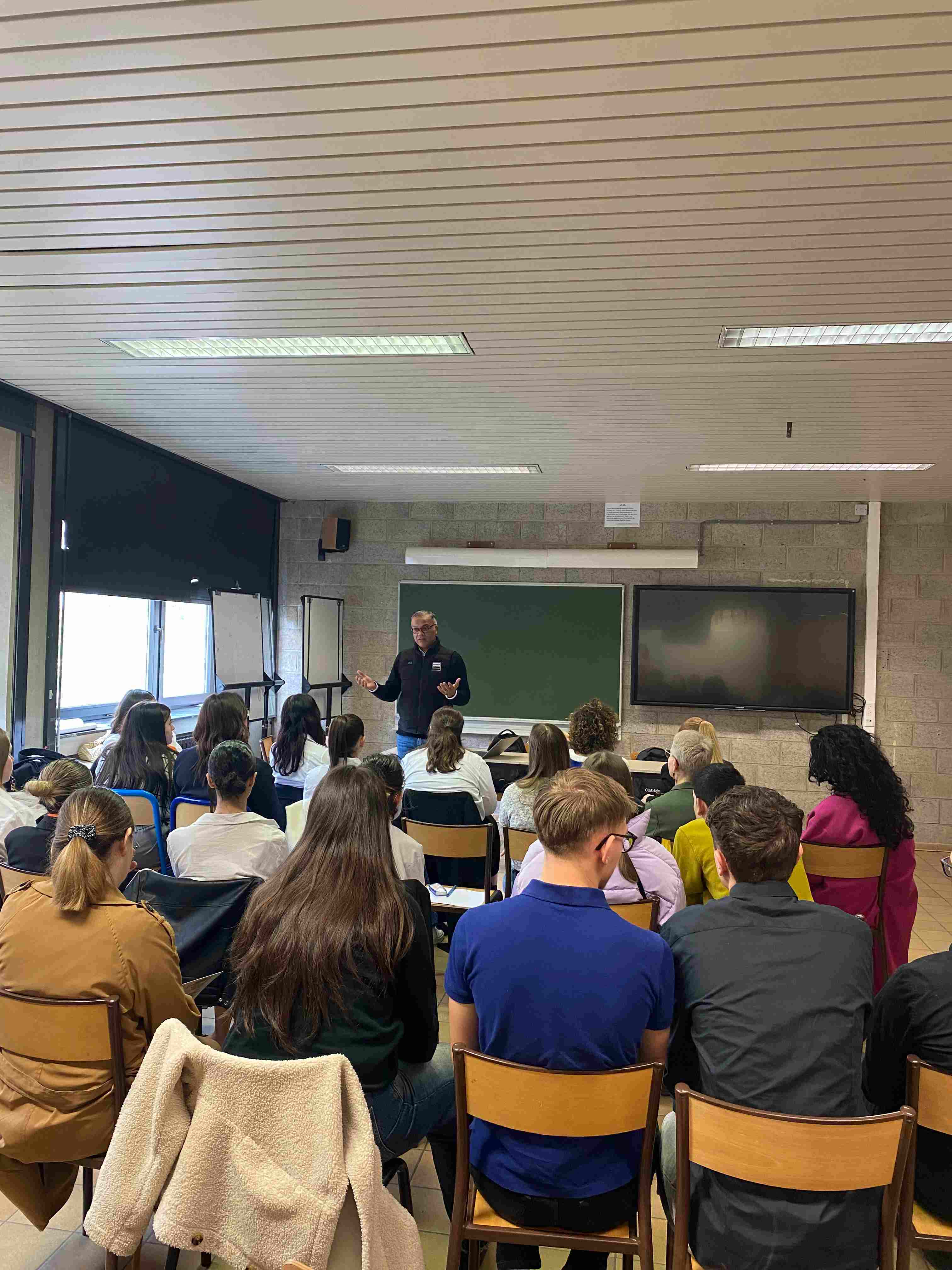 Club Med s'invite à l'IPES Léon Hurez pour une Job Day