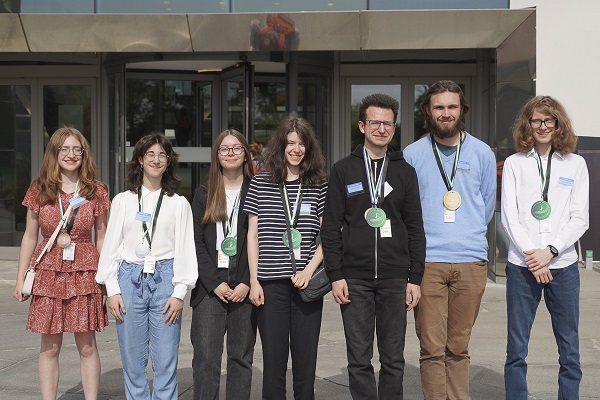 Olympiades francophones de Biologie: Clara Seveno de l’IPES Ath décroche le Bronze!