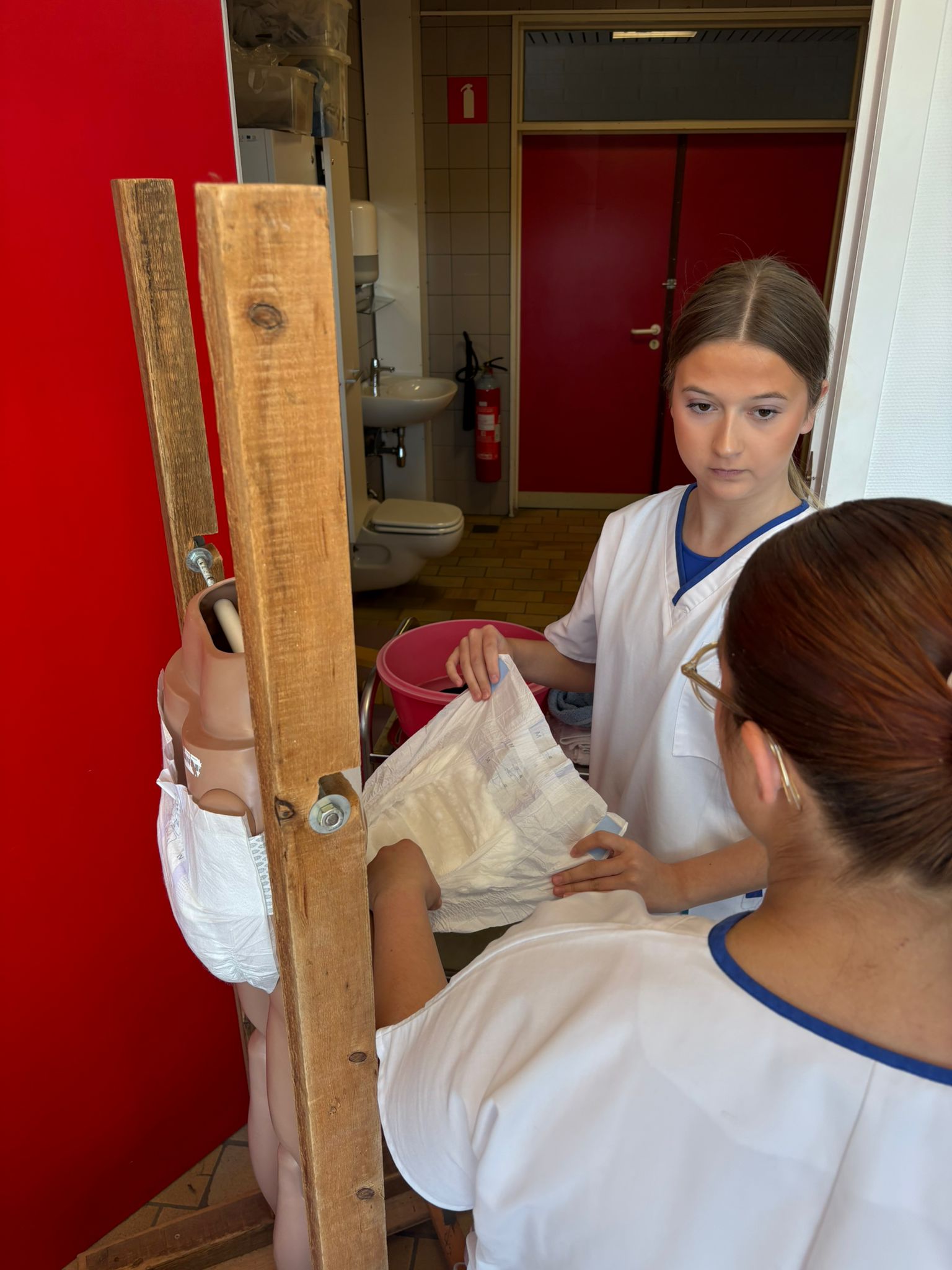 Journée « Découverte métiers » : l’ IESPP Tournai a présenté son option Aide-Soignante