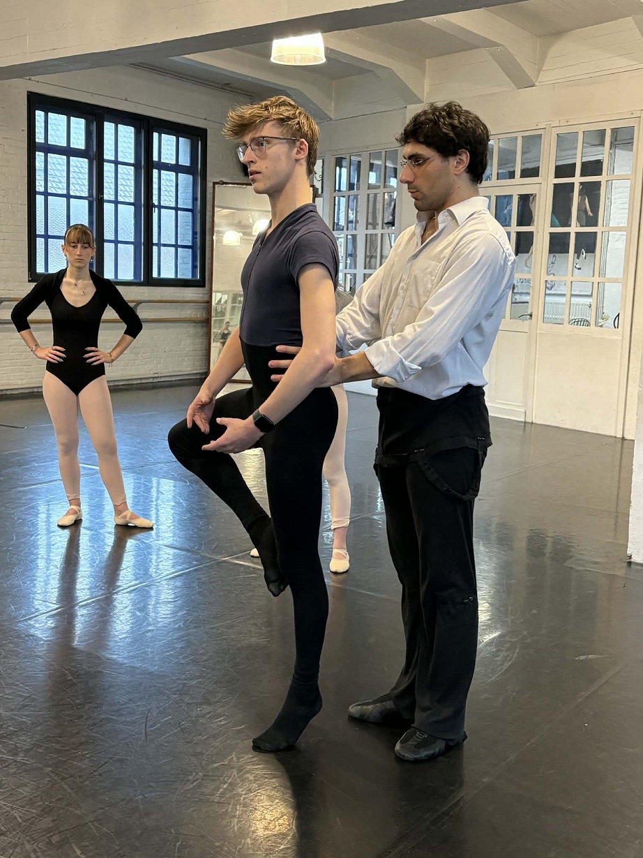 c9ca8685 256e 4b79 aa70 e5744f35a77e