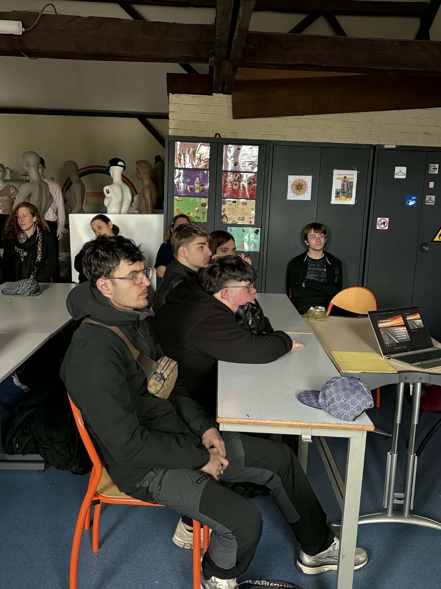 ccc6fcfd 5a44 4983 8da3 421773063bd9