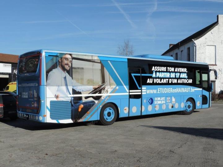 Conducteur d'autocar : une formation unique en Belgique 