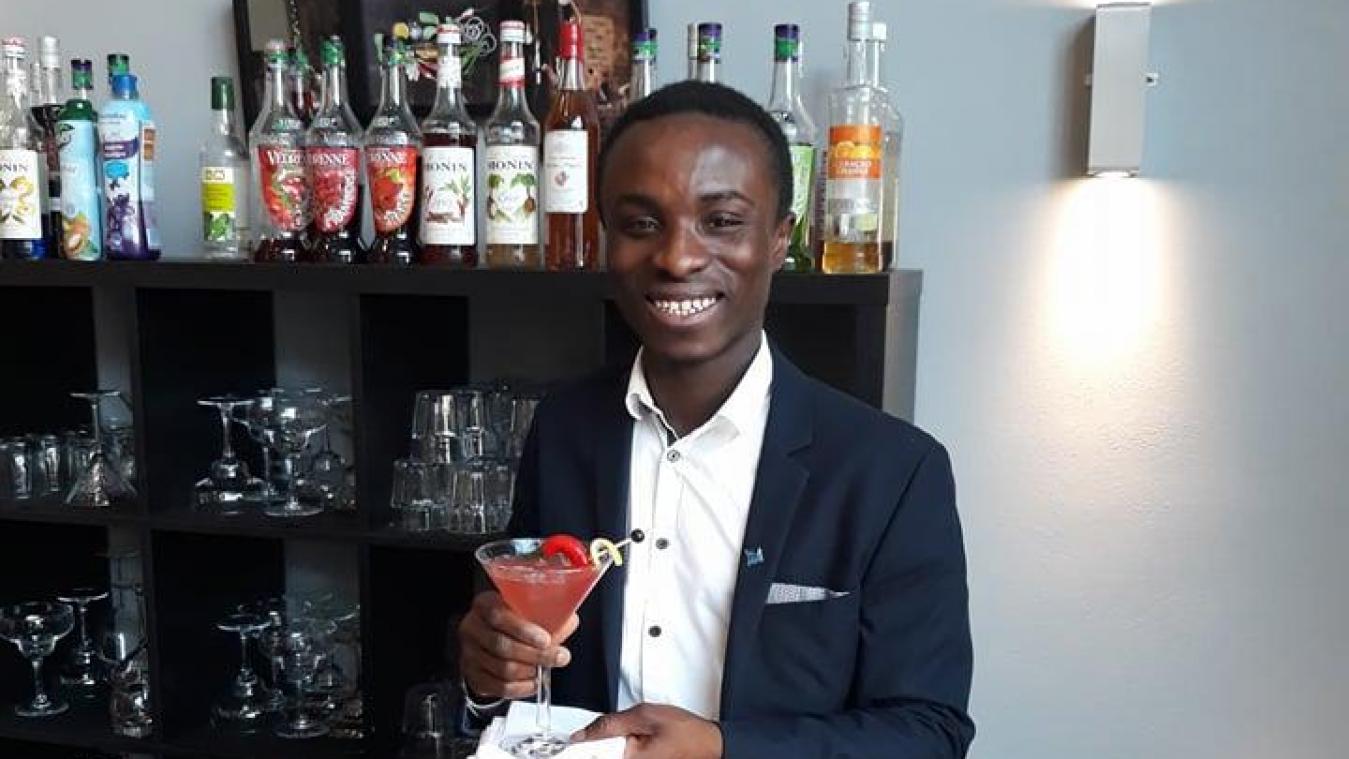 Un champion des cocktails dans notre formation "Les Cocktails"