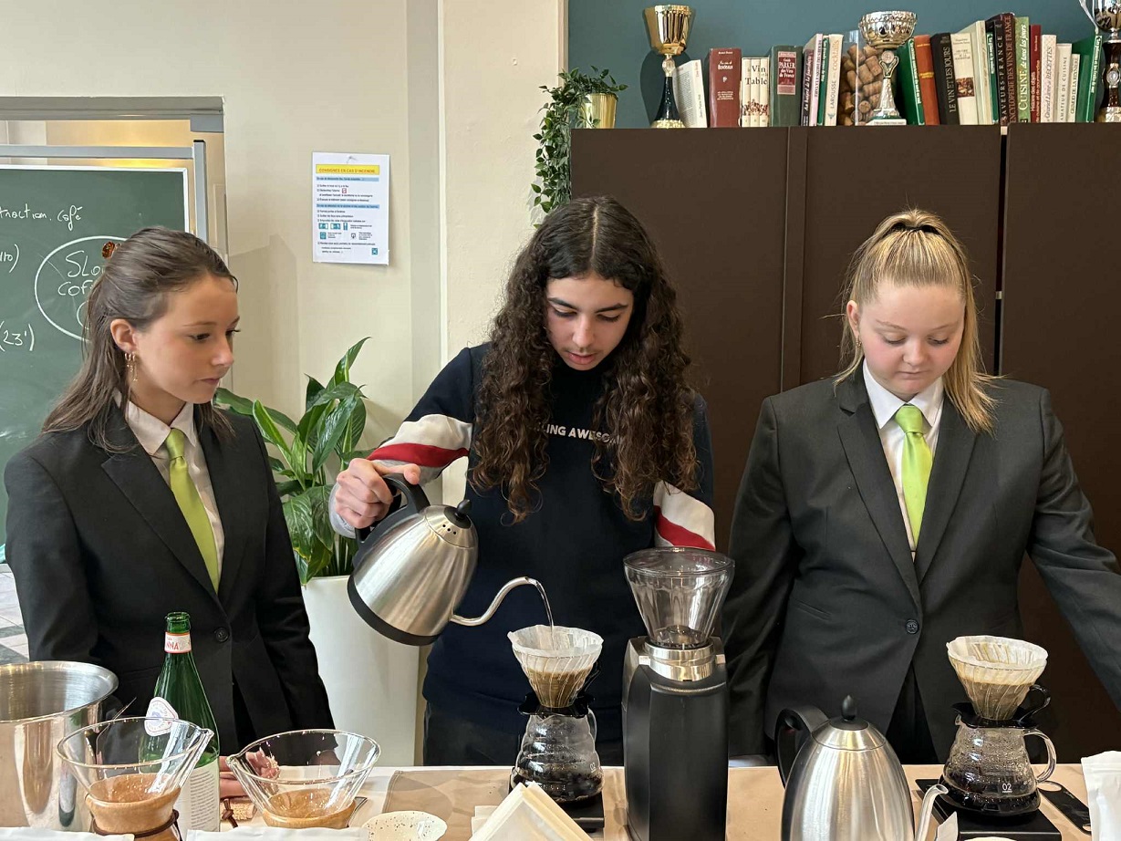 Erasmus + : La Faculté des Métiers- Ecole Hôtelière de Cannes est à l’IPES Ath pour une semaine